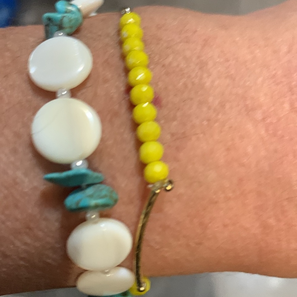 Two bracelets - Picture 4 of 5